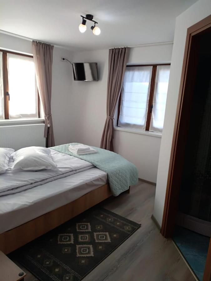 De La Mare La Munte Hotel Vatra Dornei Buitenkant foto